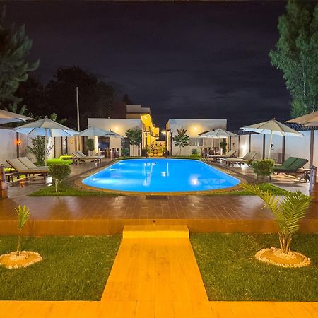 Bira Hotel Antsirabe Ngoại thất bức ảnh