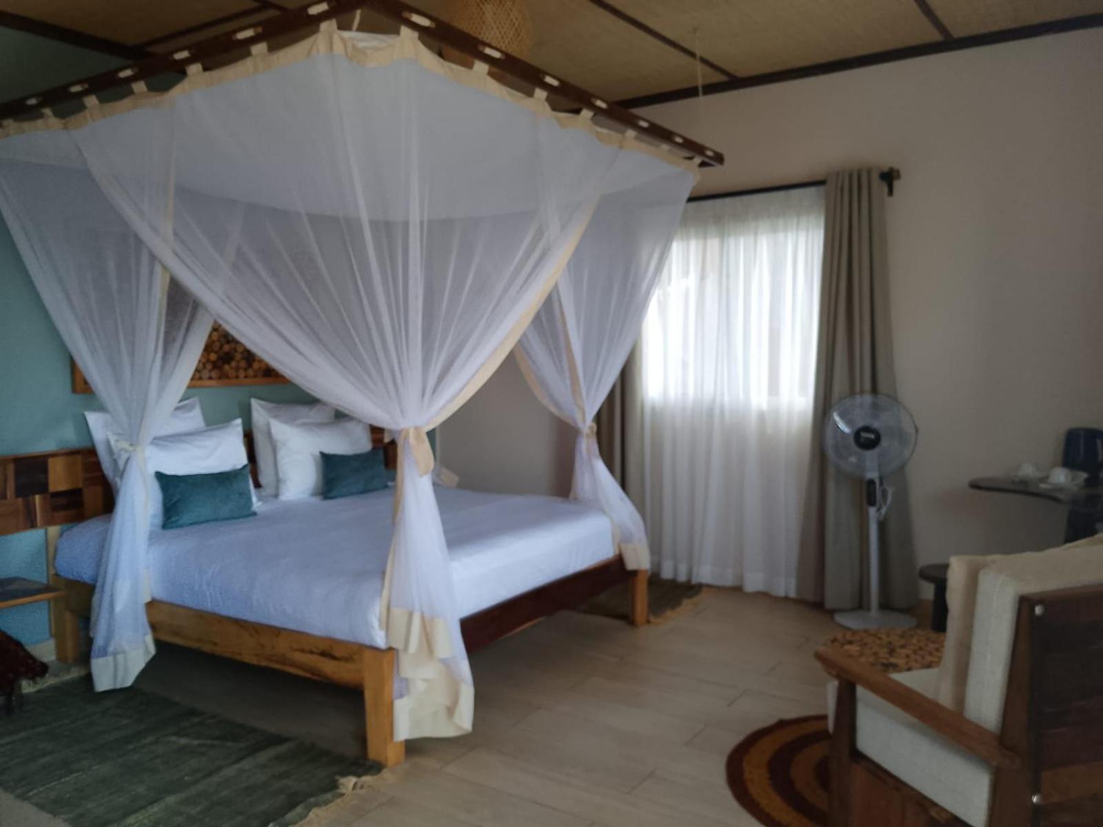 Bira Hotel Antsirabe Ngoại thất bức ảnh