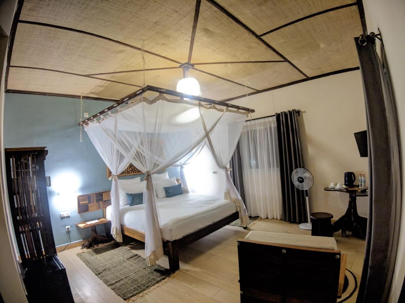 Bira Hotel Antsirabe Ngoại thất bức ảnh