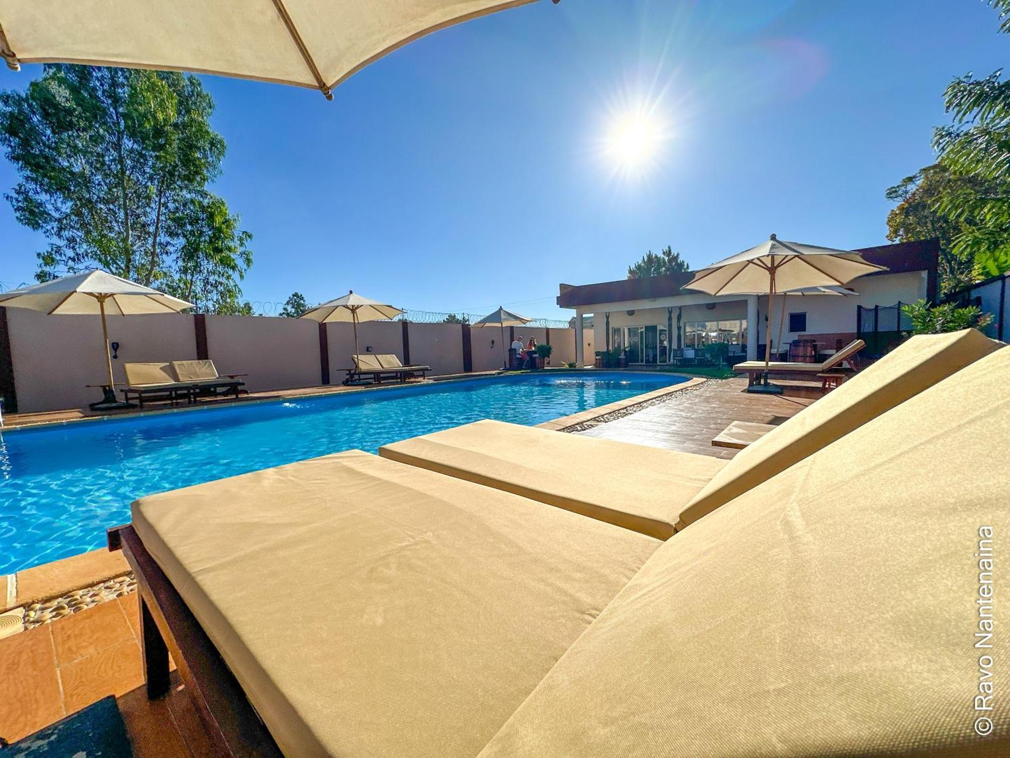 Bira Hotel Antsirabe Ngoại thất bức ảnh