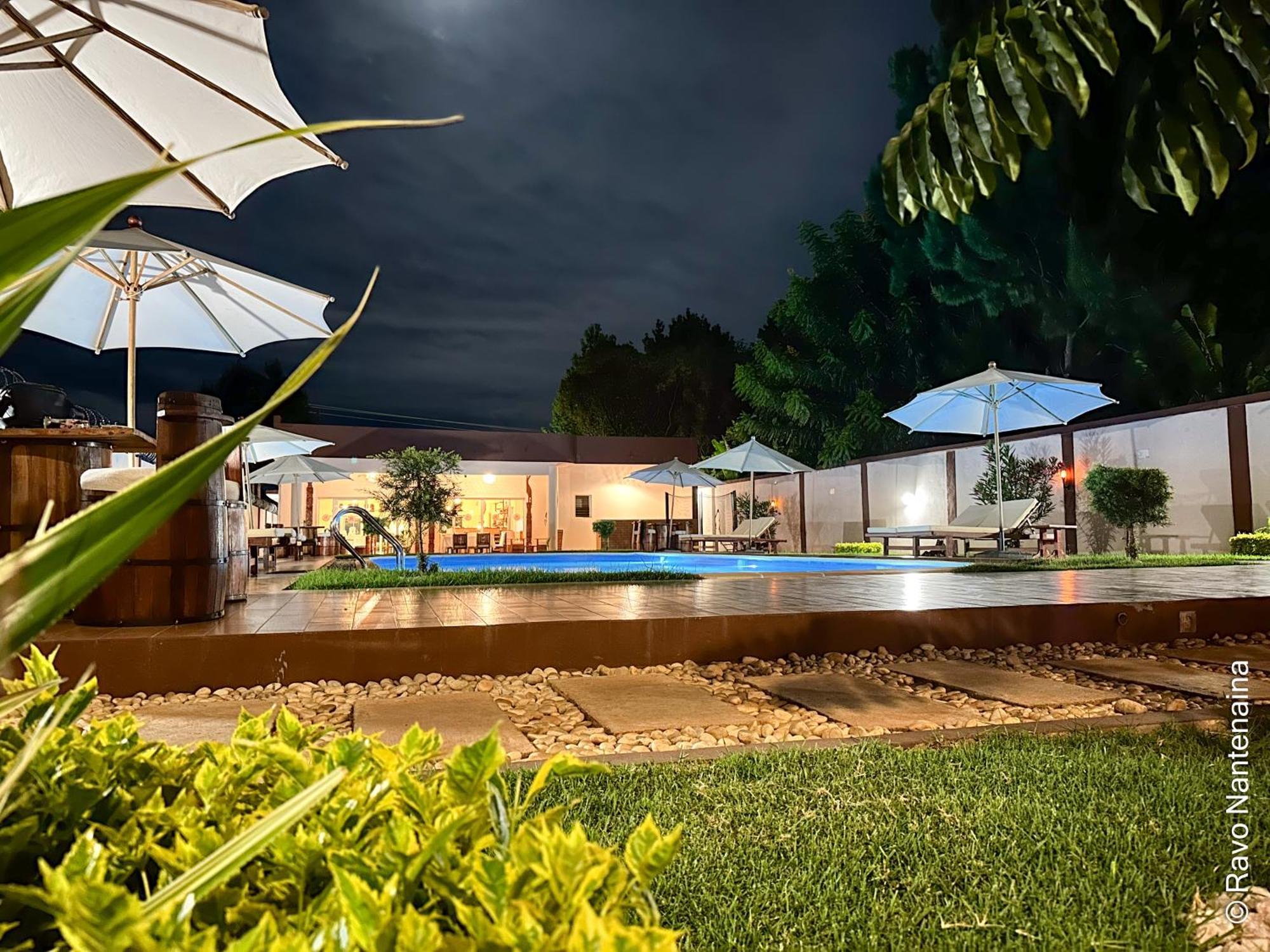 Bira Hotel Antsirabe Ngoại thất bức ảnh