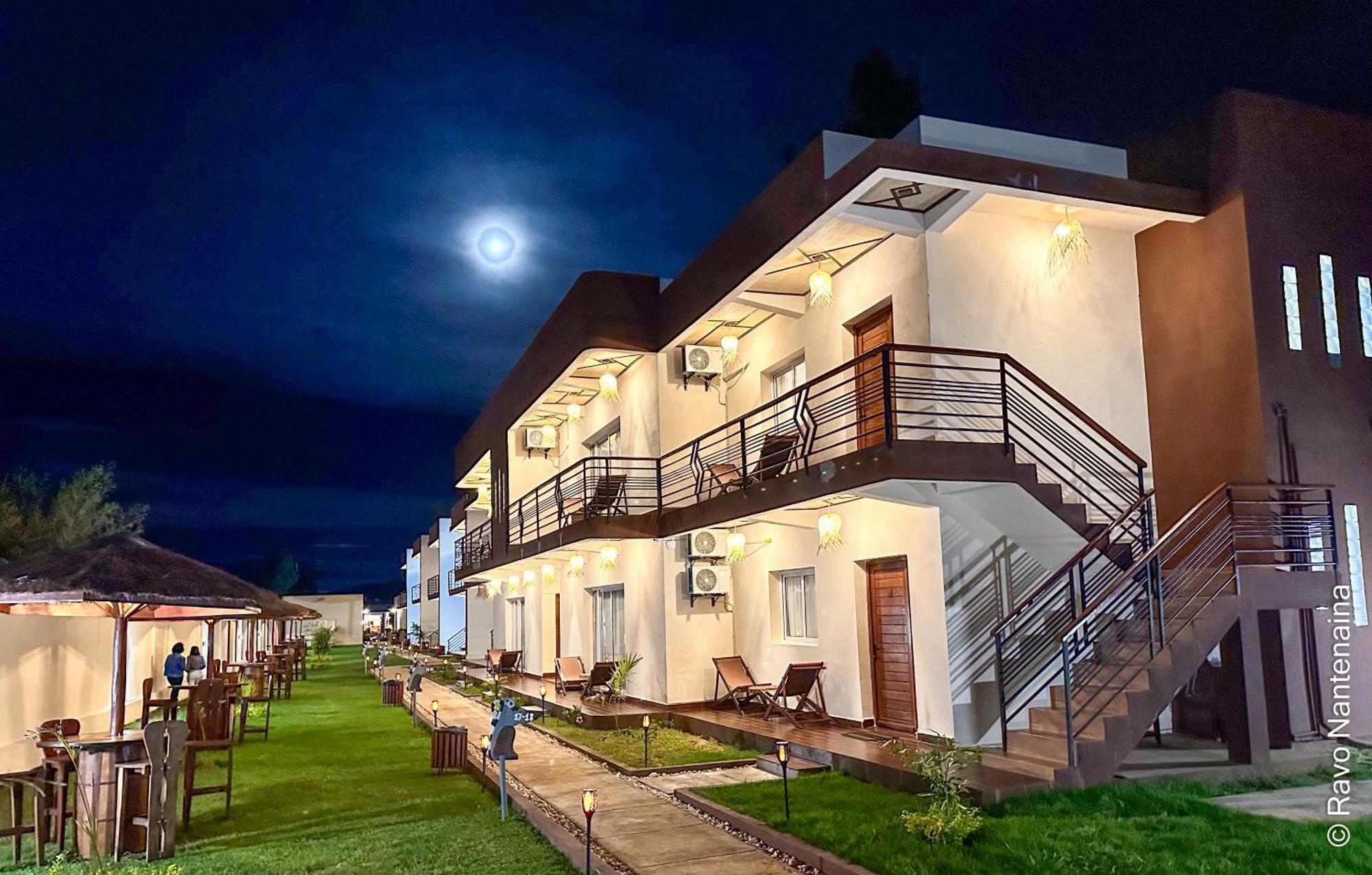 Bira Hotel Antsirabe Ngoại thất bức ảnh