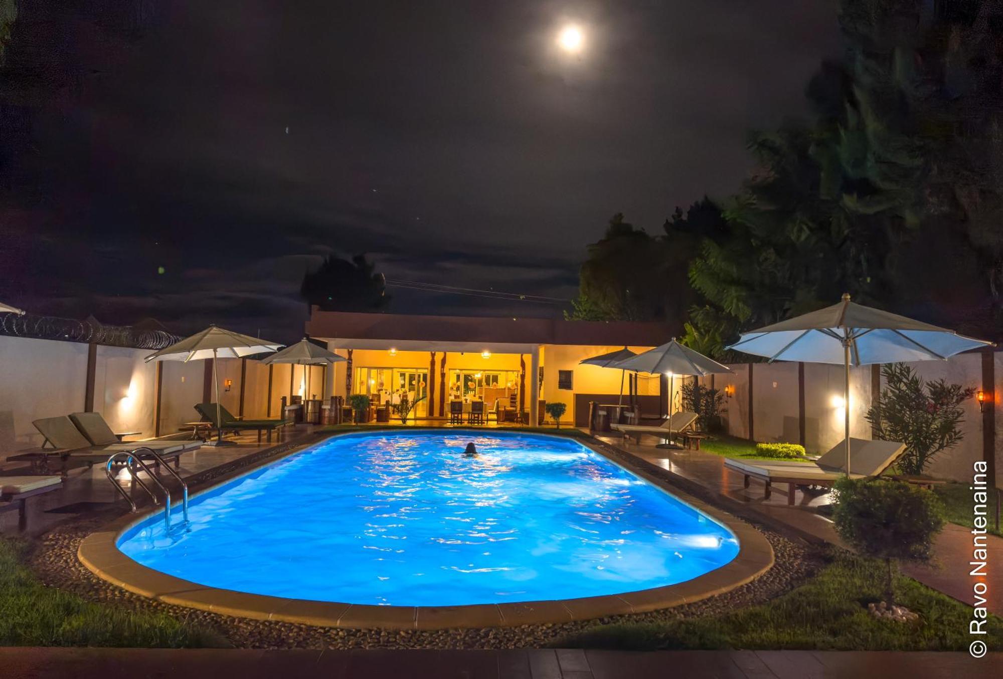 Bira Hotel Antsirabe Ngoại thất bức ảnh